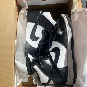 W NIKE DUNK HIGH PANDA
